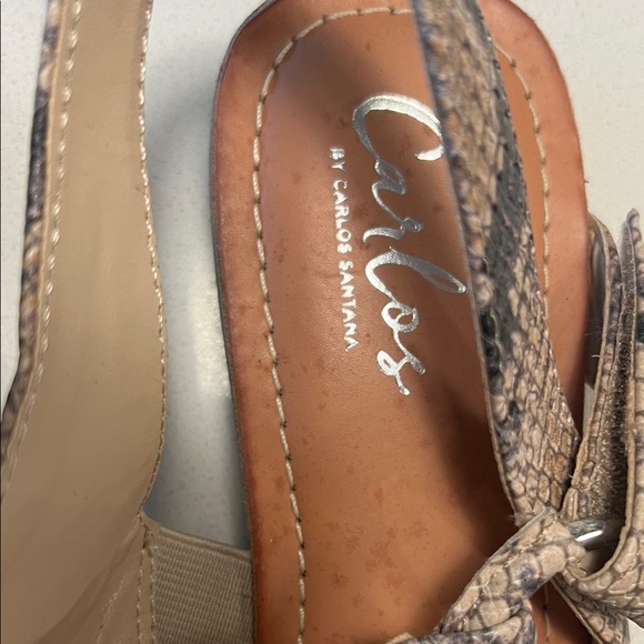 Carlos Santana Beige Snake Print Sandals - Picture 2 of 5